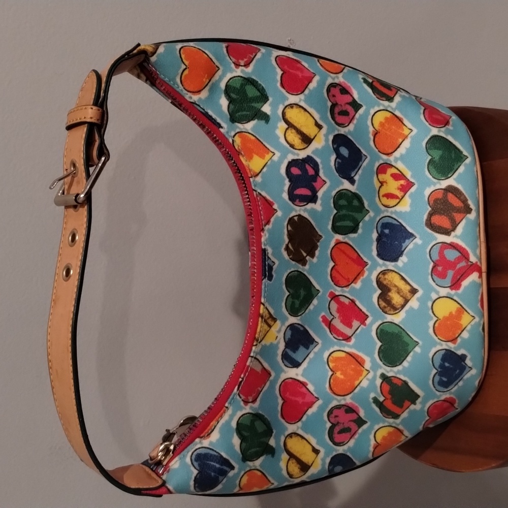 Dooney & Bourke Heart Hobo Vintage Coated Canvas Multi Color Bag And Zipper GUC - Picture 9 of 16
